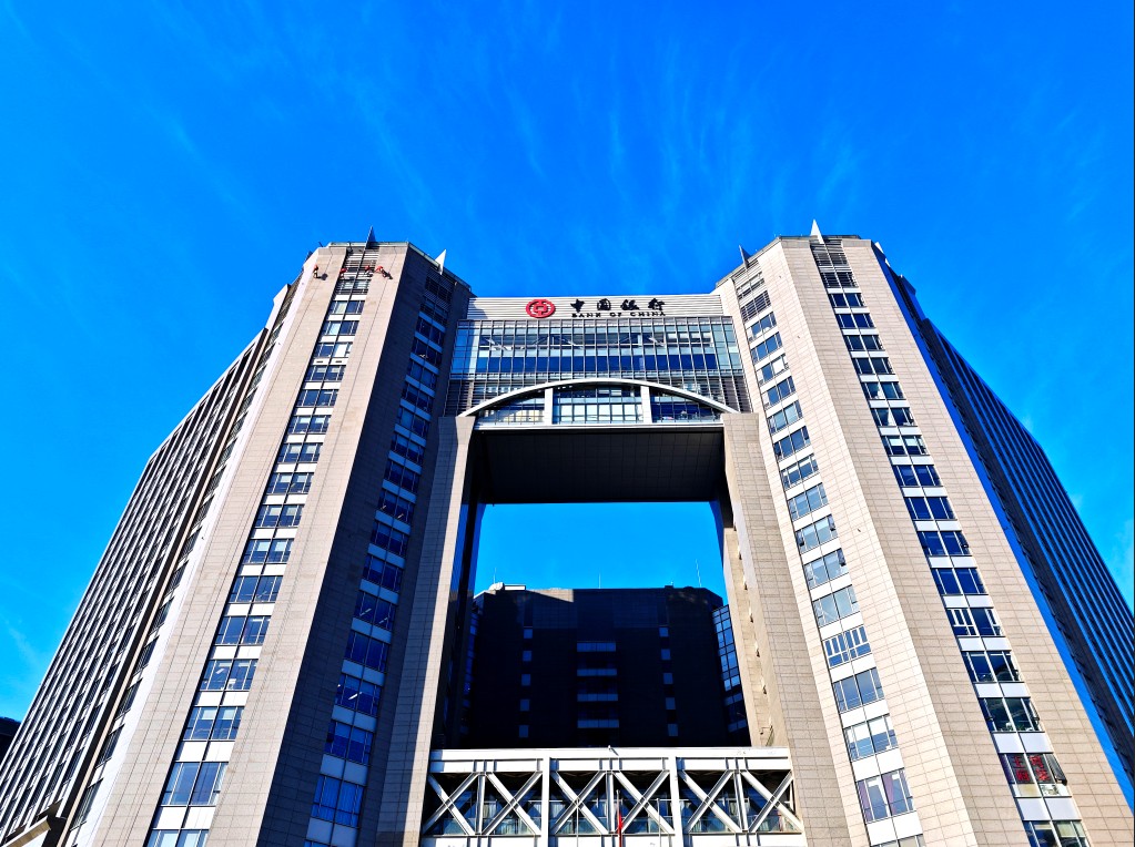 【道紀環境·凱恒中心外墻清洗】外墻清洗的一些選擇和方法